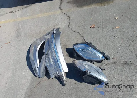 2013 Hyundai Genesis 3.8 from USA, damaged, VIN KMHGC4DD4DU230175